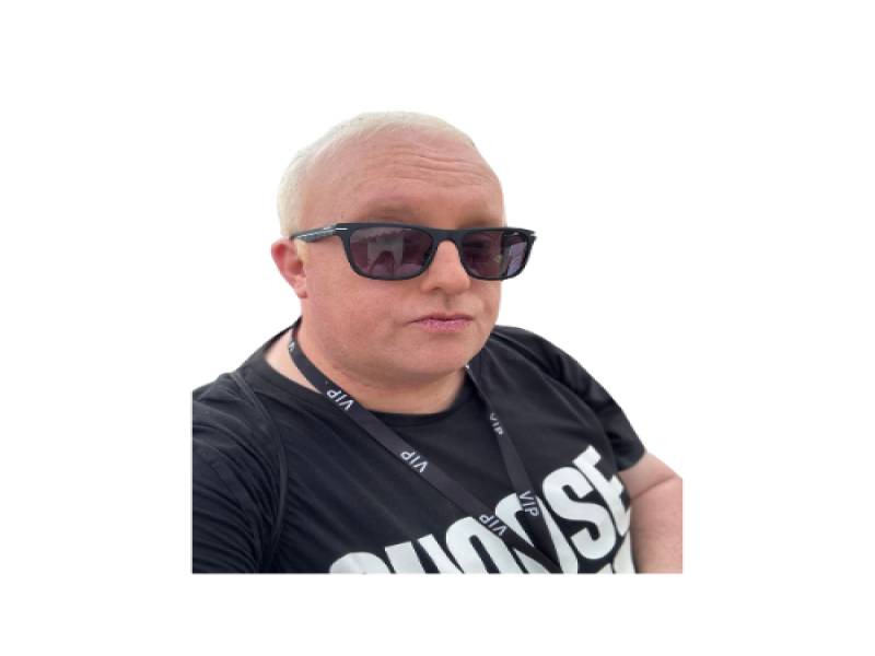 Picture of Dean from DJ Dean Mitchell